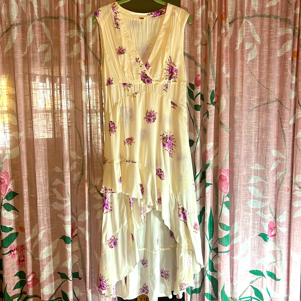 Perfect for summer free people dress!